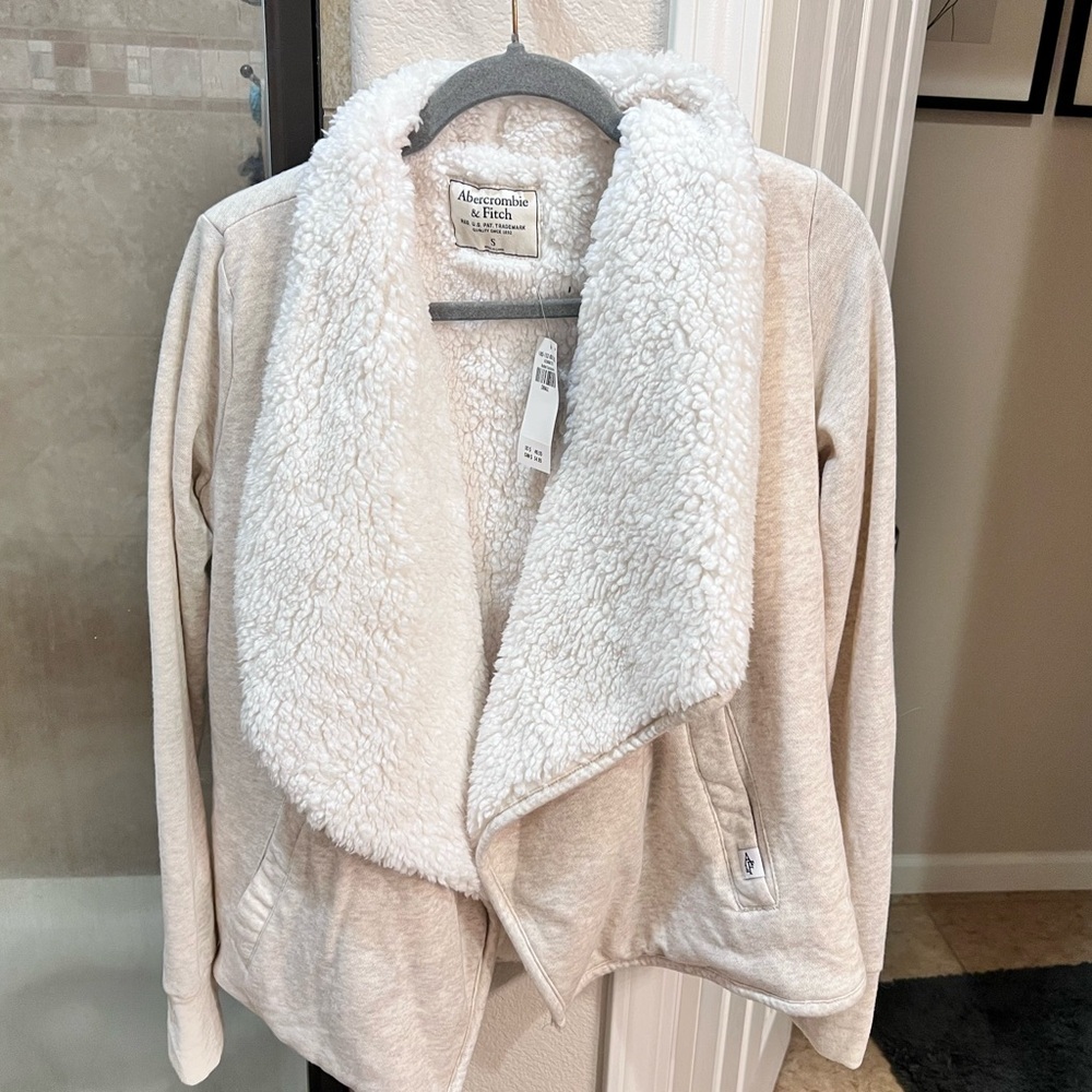 Brand new Abercrombie Sherpa jacket.